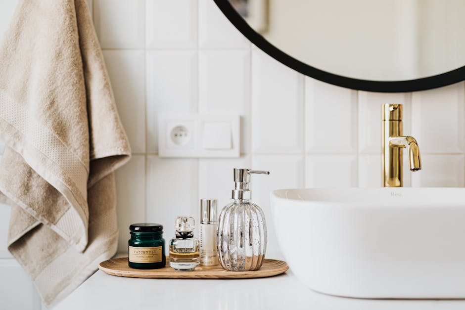 The Top Benefits of Using Handcrafted Skincare in Your Daily Routine
